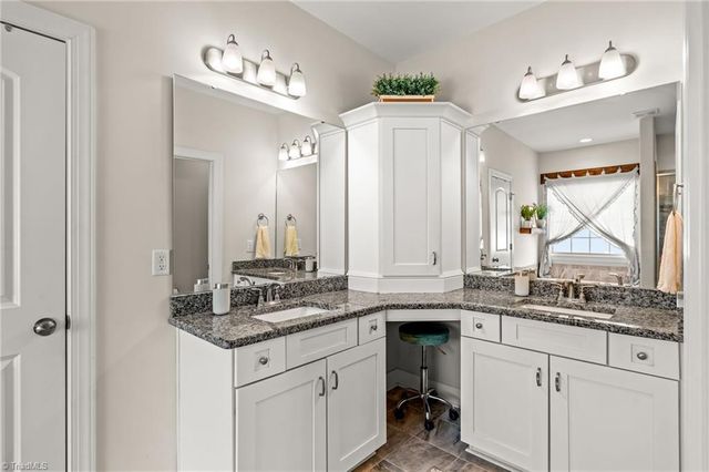 109 Essex Farm Road, Advance, NC 27006