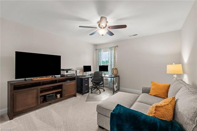 109 Essex Farm Road, Advance, NC 27006
