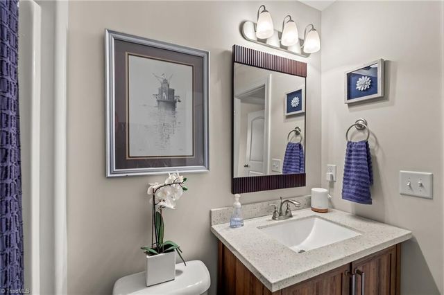 109 Essex Farm Road, Advance, NC 27006