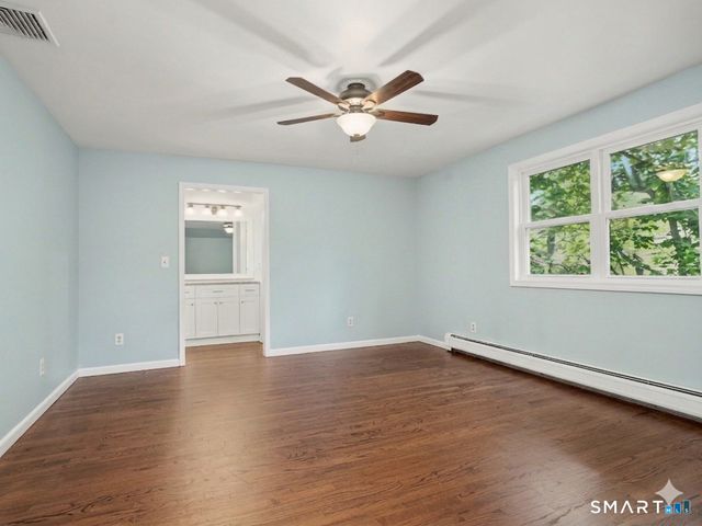 35 Crystal Lane, Fairfield, CT 06824