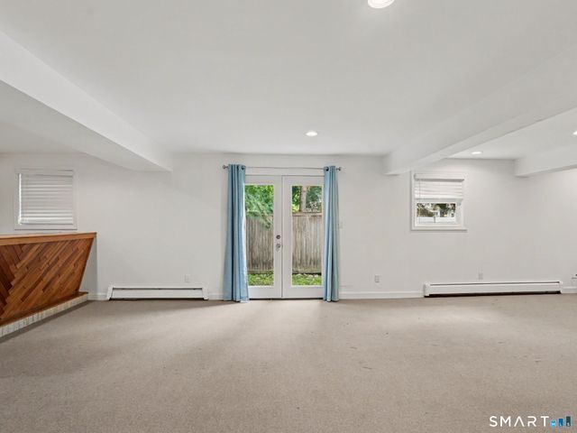 35 Crystal Lane, Fairfield, CT 06824