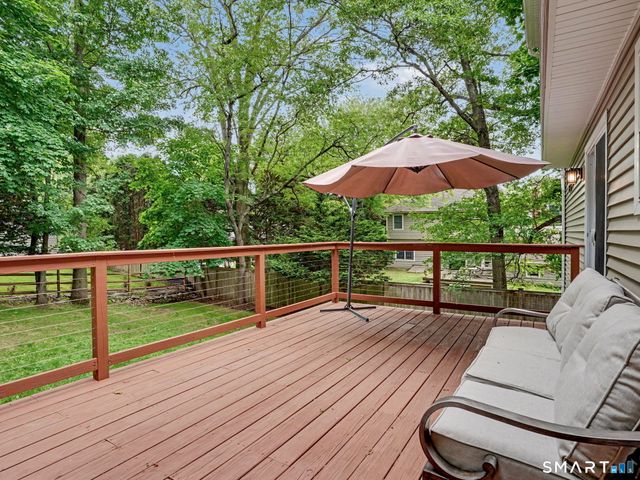 35 Crystal Lane, Fairfield, CT 06824