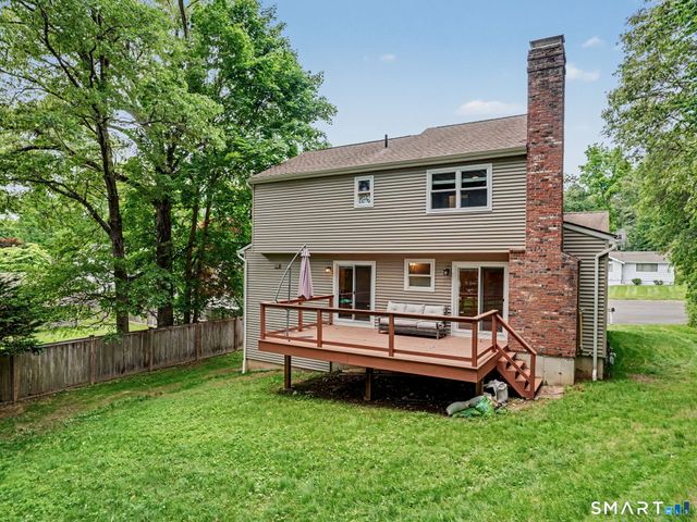 35 Crystal Lane, Fairfield, CT 06824