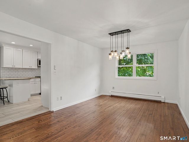 35 Crystal Lane, Fairfield, CT 06824