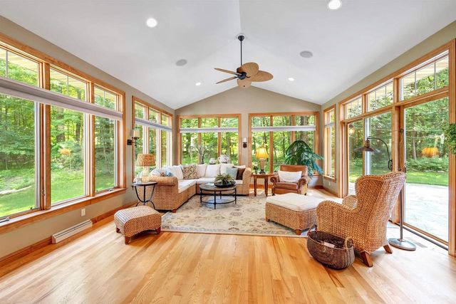 5763 HAVENWOOD HILLS DRIVE, Little Suamico, WI 54141