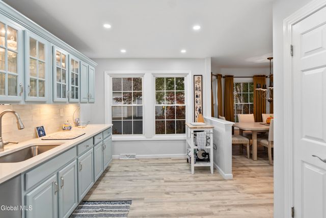 97 Killarney Drive, Niskayuna, NY 12309