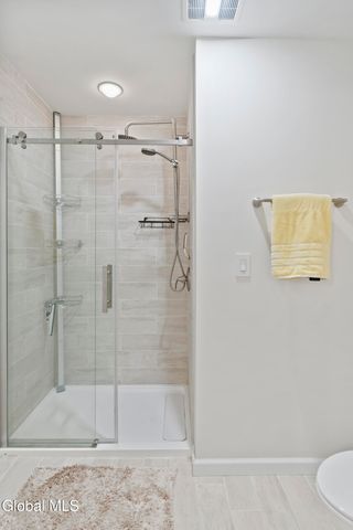 97 Killarney Drive, Niskayuna, NY 12309