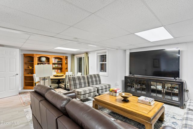 97 Killarney Drive, Niskayuna, NY 12309