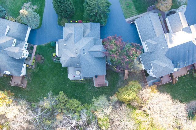 97 Killarney Drive, Niskayuna, NY 12309