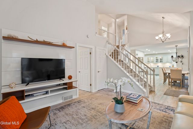 97 Killarney Drive, Niskayuna, NY 12309