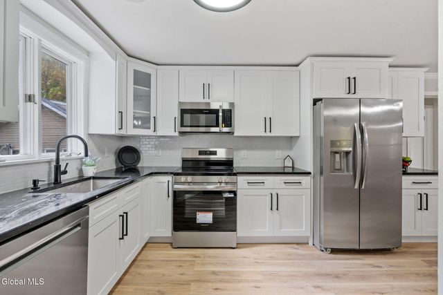 158 Lincoln Avenue, Colonie, NY 12205