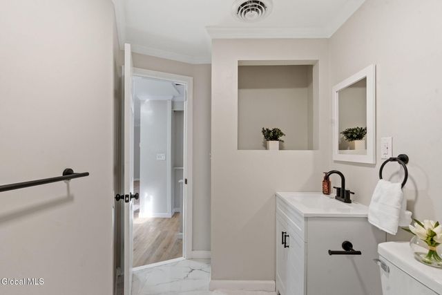 158 Lincoln Avenue, Colonie, NY 12205