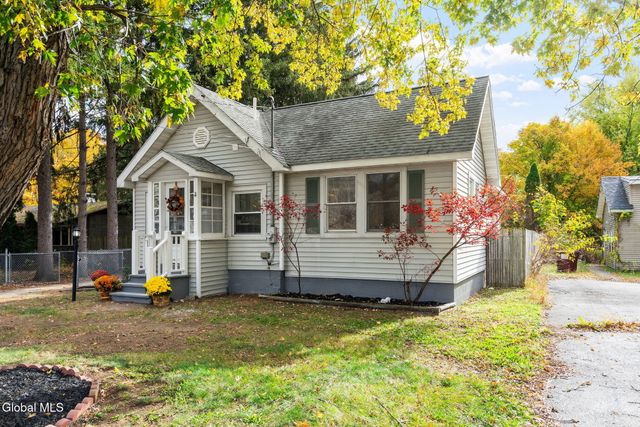 158 Lincoln Avenue, Colonie, NY 12205