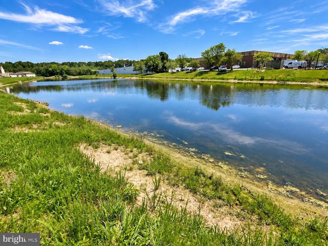 707 BARRINGTON DR, Waldorf, MD 20602