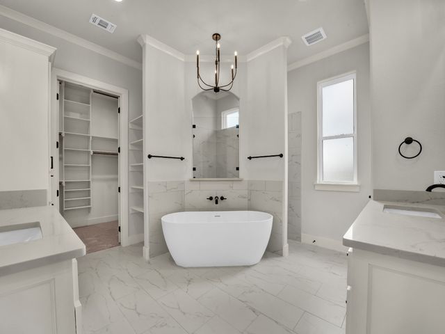 313 Wrangler Court, Weatherford, TX 76088