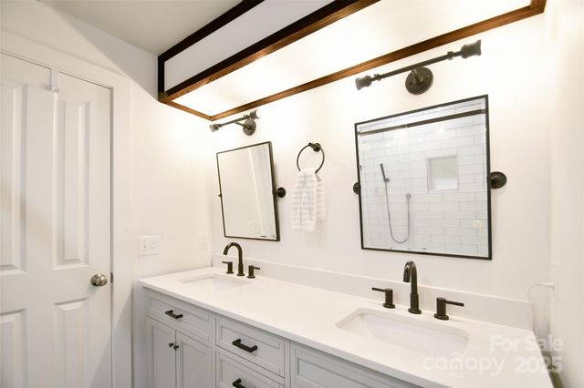 13423 Cliffhaven Lane, Huntersville, NC 28078