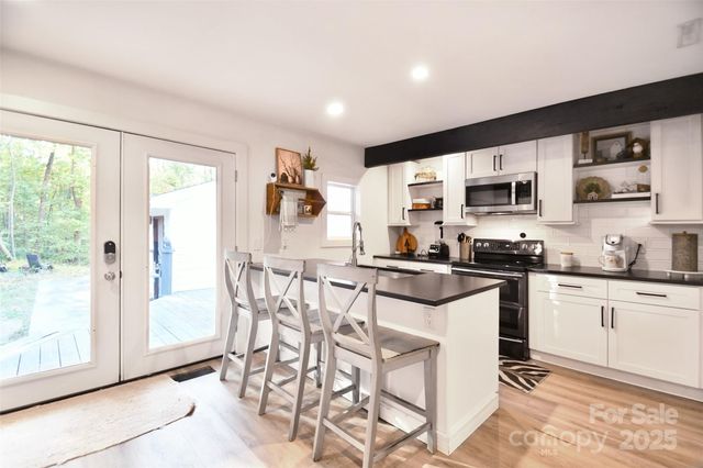 13423 Cliffhaven Lane, Huntersville, NC 28078