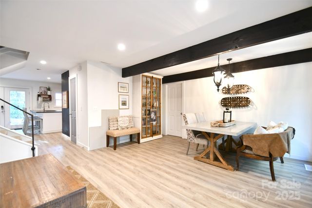 13423 Cliffhaven Lane, Huntersville, NC 28078