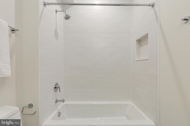 999 N TUCKAHOE ST, Falls Church, VA 22046
