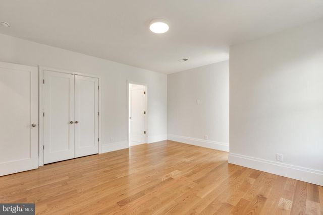 999 N TUCKAHOE ST, Falls Church, VA 22046