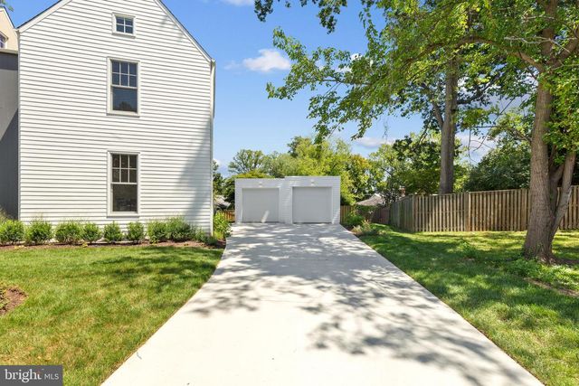 999 N TUCKAHOE ST, Falls Church, VA 22046