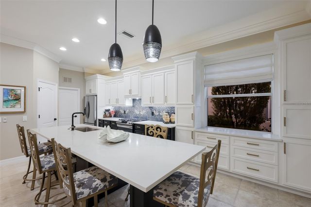 11606 GRIFFITH PARK TERRACE, Bradenton, FL 34211