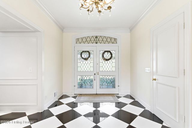 2778 Maple Rd, Louisville, KY 40205