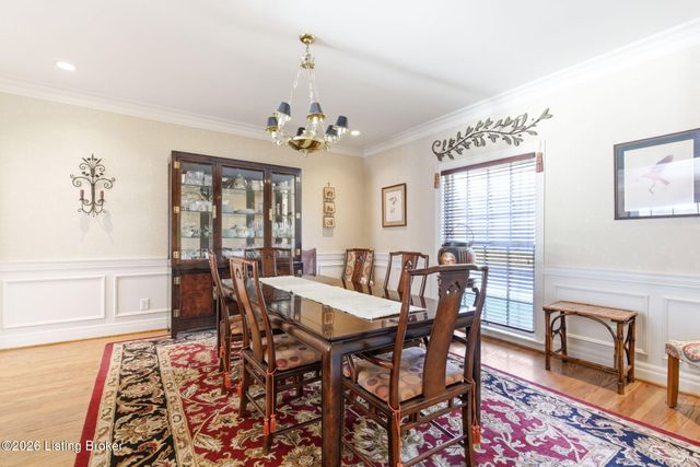 2778 Maple Rd, Louisville, KY 40205