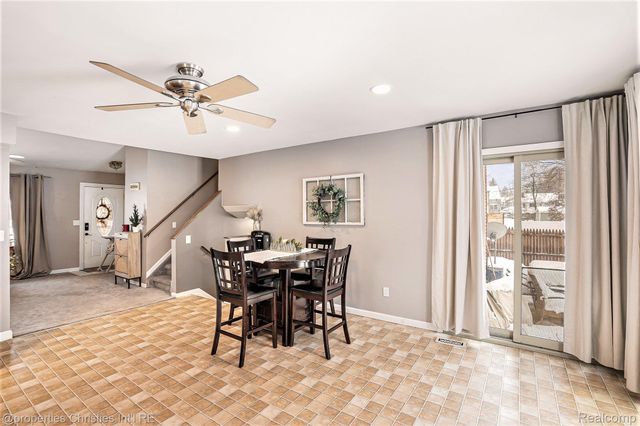 3990 Cresthaven Drive, Waterford Charter Township, MI 48328