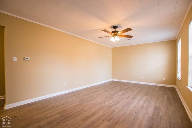 208 Lake Drive, Jonesboro, AR 72405