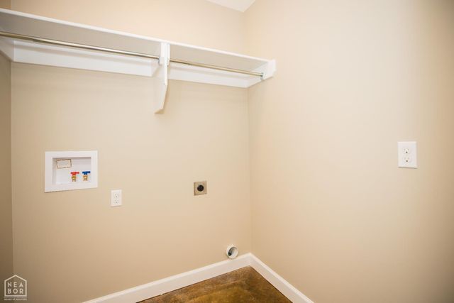 208 Lake Drive, Jonesboro, AR 72405