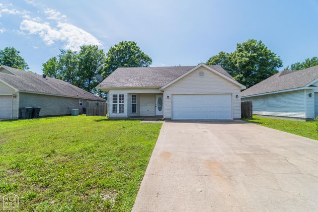 208 Lake Drive, Jonesboro, AR 72405