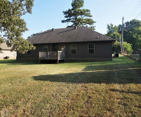 208 Lake Drive, Jonesboro, AR 72405