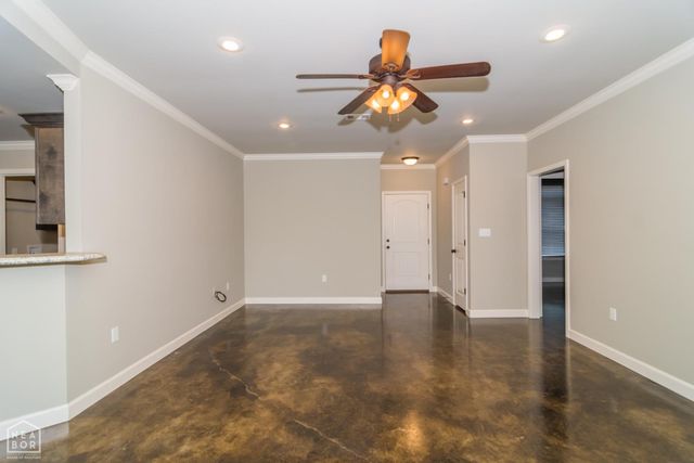 208 Lake Drive, Jonesboro, AR 72405