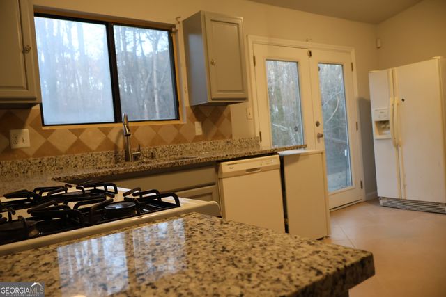 5128 Galbraith Circle, Stone Mountain, GA 30088