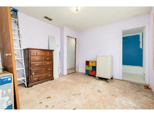 10444 Crystal Dr, Morrison, CO 80465