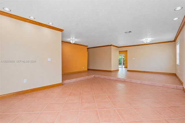 13390 SW 1st St, Miami, FL 33184