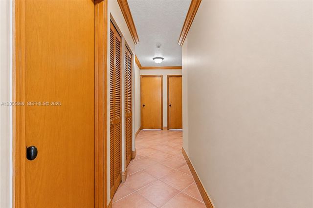 13390 SW 1st St, Miami, FL 33184