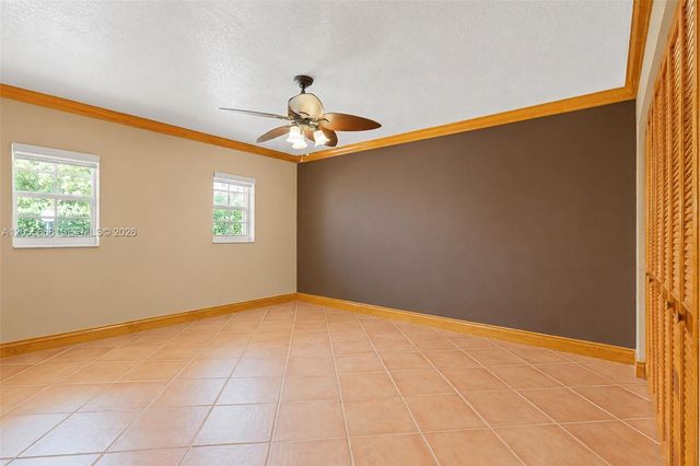 13390 SW 1st St, Miami, FL 33184