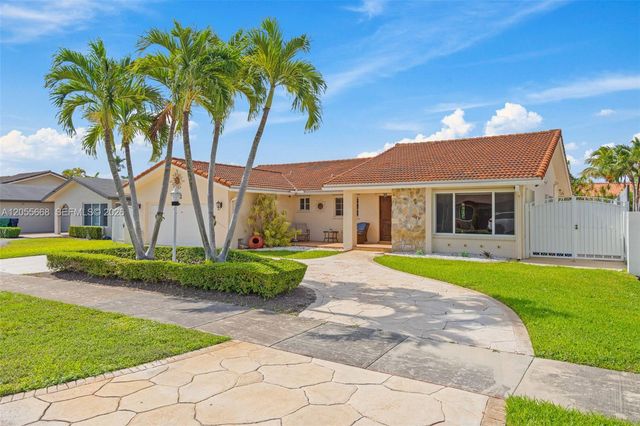 13390 SW 1st St, Miami, FL 33184
