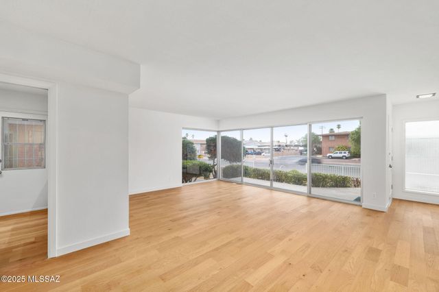 3018 E 6th St Unit 30, Tucson, AZ 85716