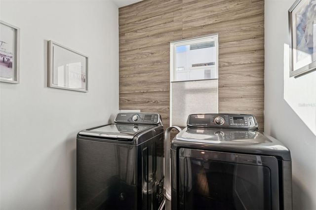 3100 W PAUL AVENUE 10, Tampa, FL 33611