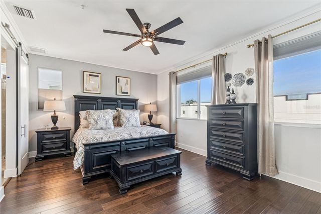 3100 W PAUL AVENUE 10, Tampa, FL 33611