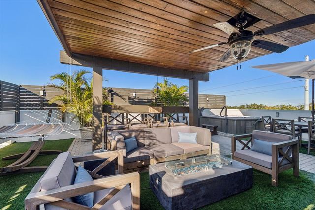 3100 W PAUL AVENUE 10, Tampa, FL 33611