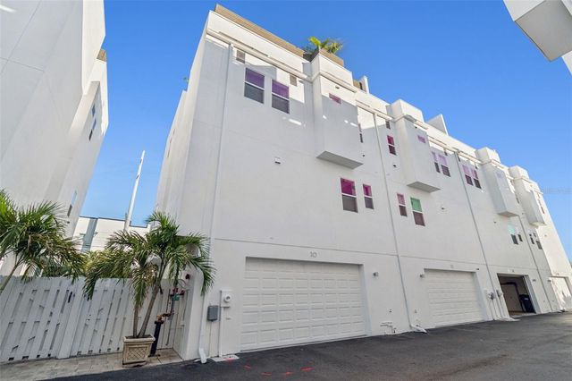 3100 W PAUL AVENUE 10, Tampa, FL 33611