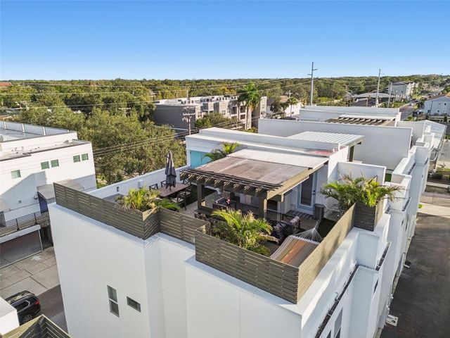 3100 W PAUL AVENUE 10, Tampa, FL 33611