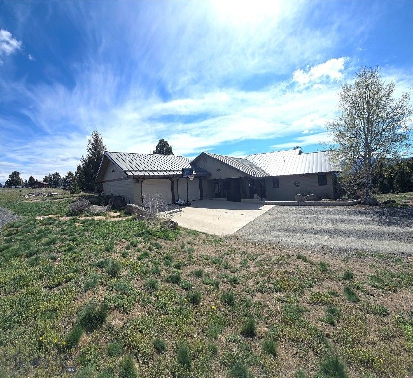 884 Wapiti Mountain, Butte, MT 59701 — photo 2