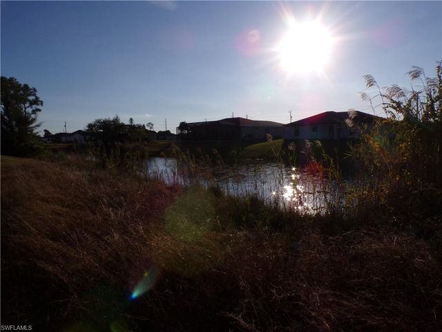 1906 NW 23rd AVE, Cape Coral, FL 33993