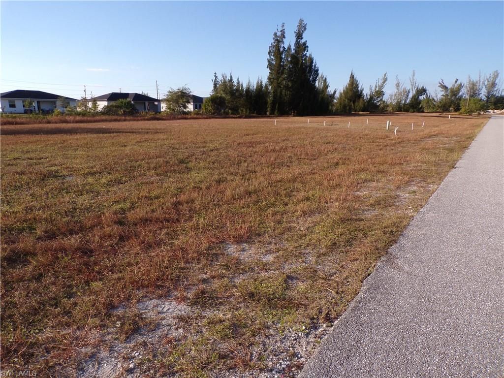 Image 6 of property listing at 1906 NW 23rd AVE, Cape Coral, FL 33993