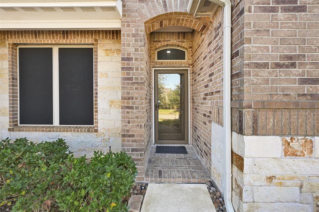 12102 Talmadge Reach Drive, Humble, TX 77346